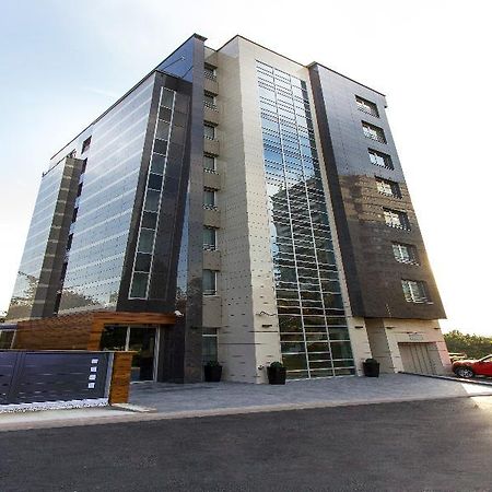Hotel Heritage Belgrado Exterior foto