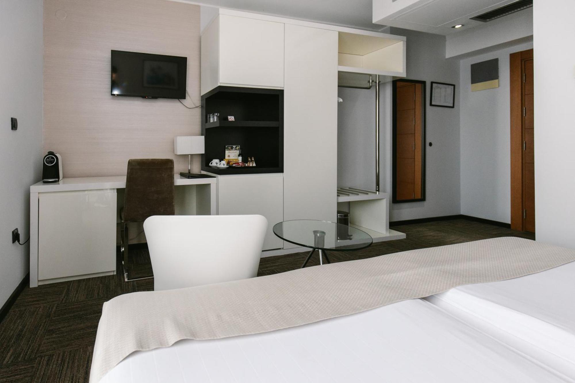 Hotel Heritage Belgrado Habitación foto